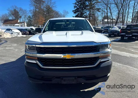 2018 Chevrolet Silverado C1500 z USA, uszkodzony, nr VIN 1GCRCNEH5JZ276228